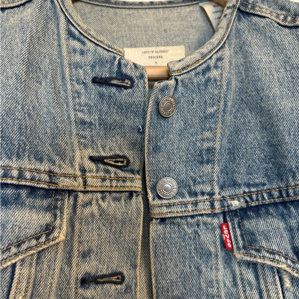 Levis Denim Cropped Blue Women's Jacket - Picture 2 of 3